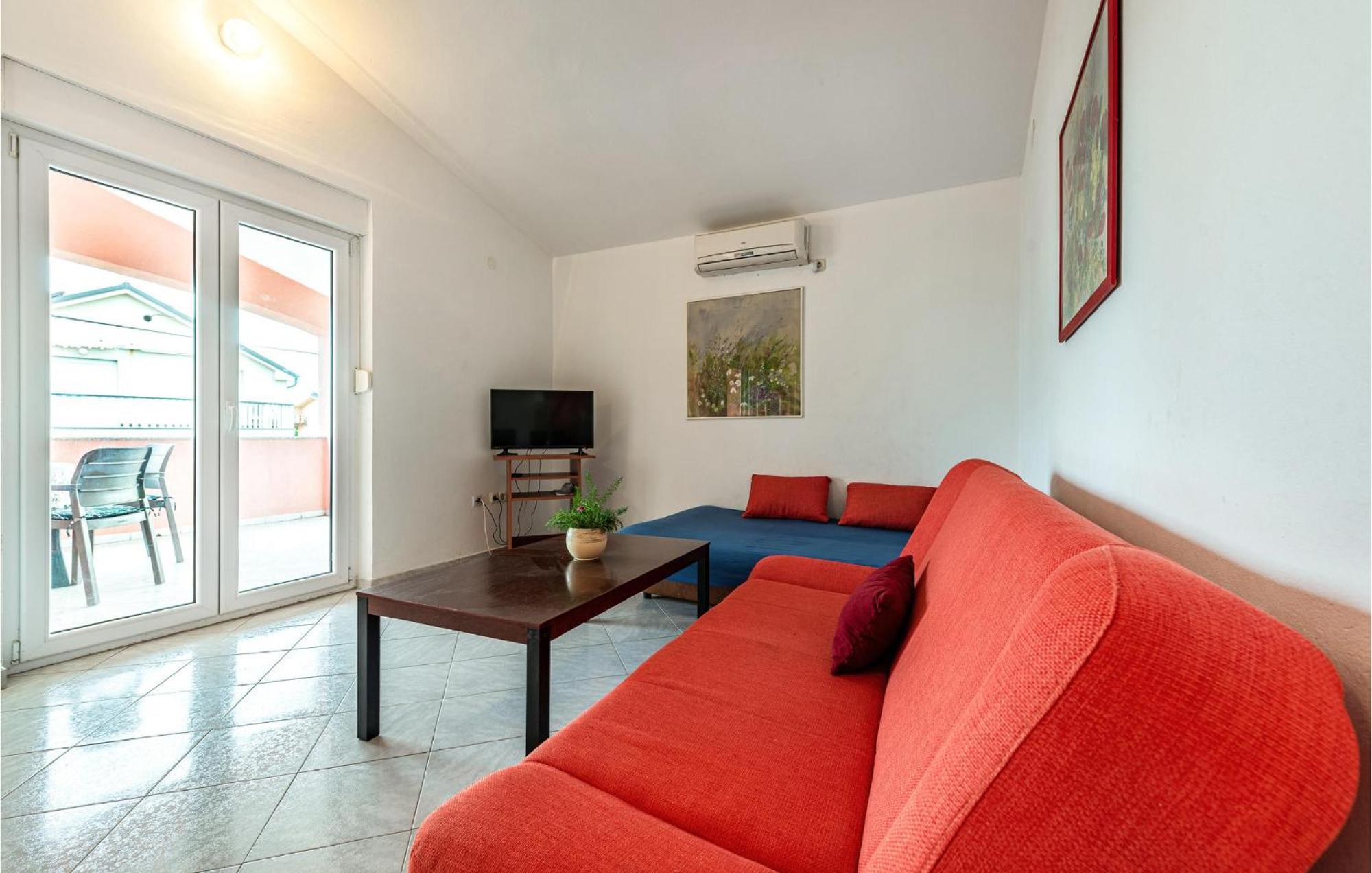 Beautiful Apartment In Vir With Wifi Zewnętrze zdjęcie